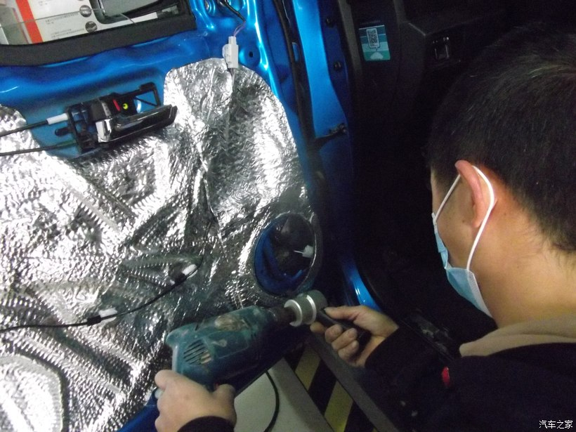 新吉姆尼升级 6.5 寸喇叭